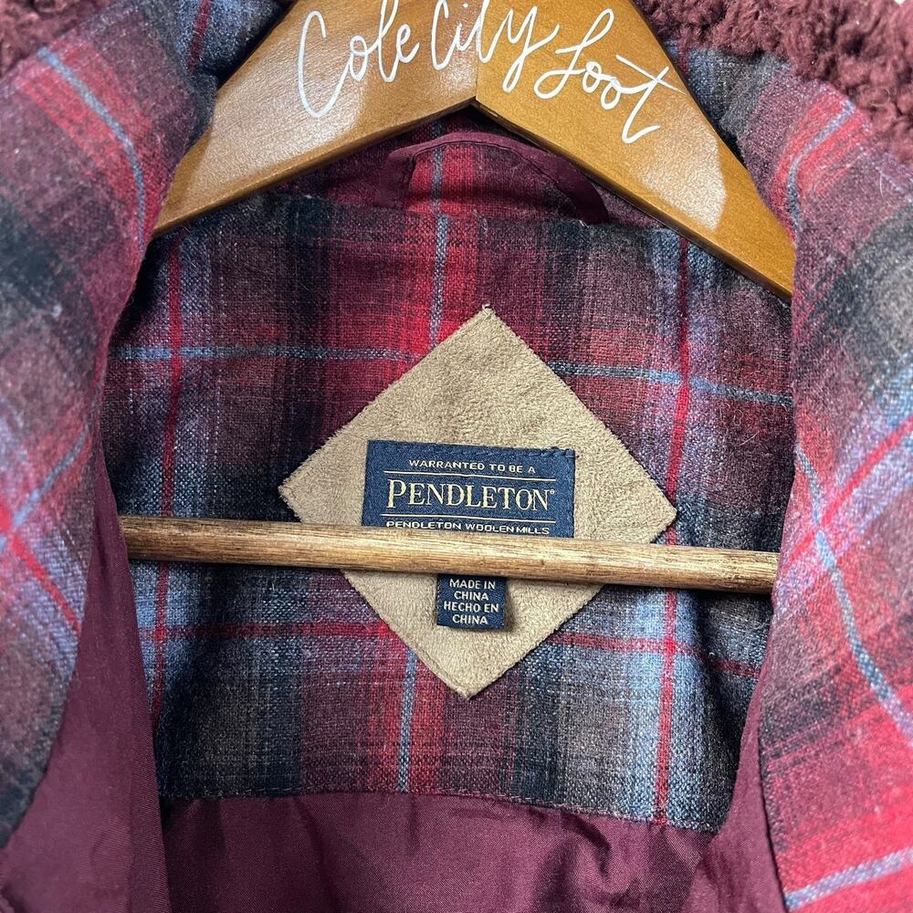 Pendleton Fuzzy Zip Shacket Maroon Size Medium Pl… - image 4